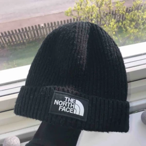  - North face mössa, knappt använd 🦋  Frakt ingår!!!