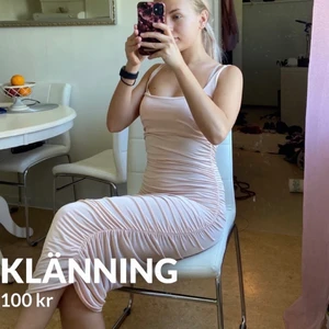 Klänning  - Klänning 