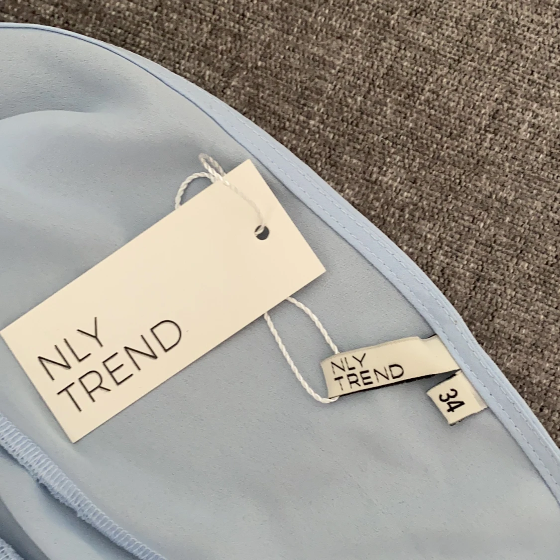 Fin ljusblå blus med en fin rygg 💙 - 91