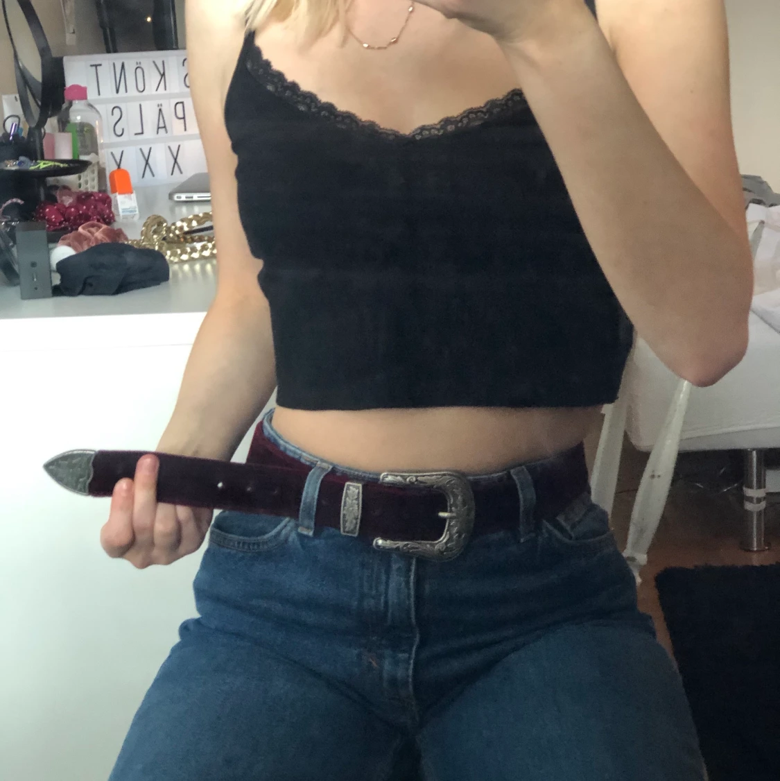 Vinrött bälte velvet