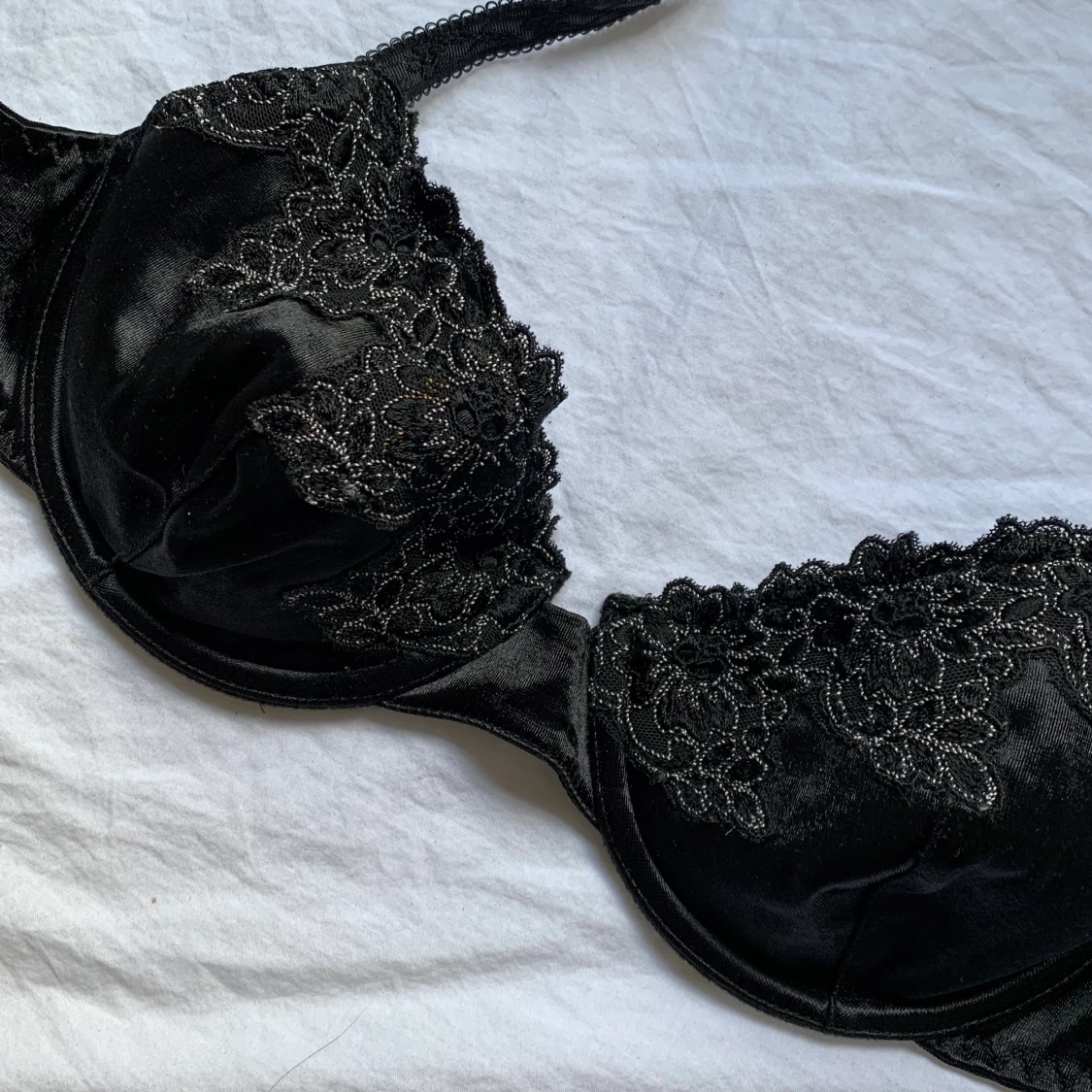 Svart bh - 90