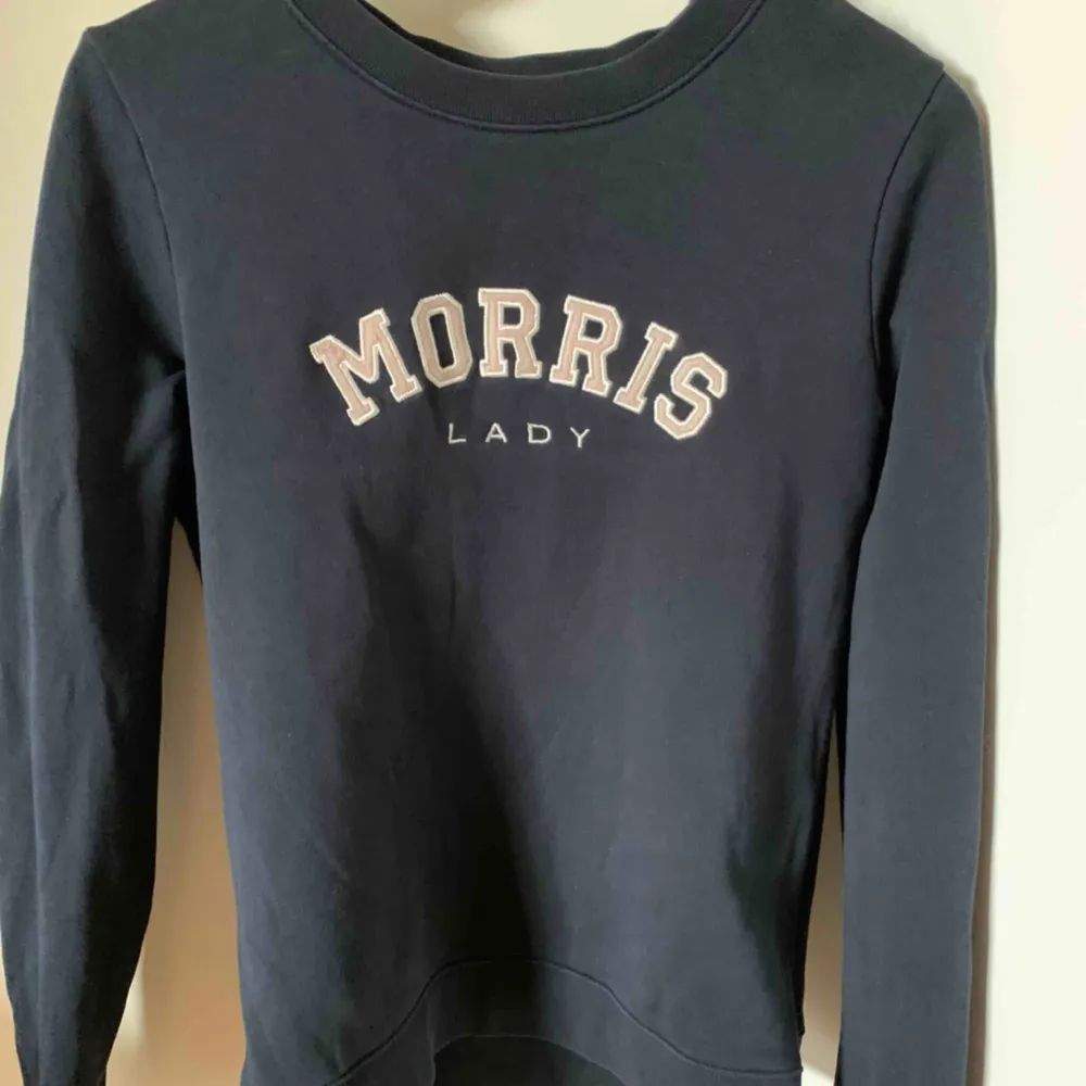 Jag säljer min Morris lady tröja då den inte används längre. Använd den sparsamt så den är i gott skick. Storlek S🥰. Tröjor & Koftor.