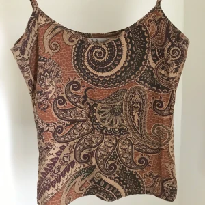 Linne!  - Fint linne! Frakt är Inräknat i priset🌼