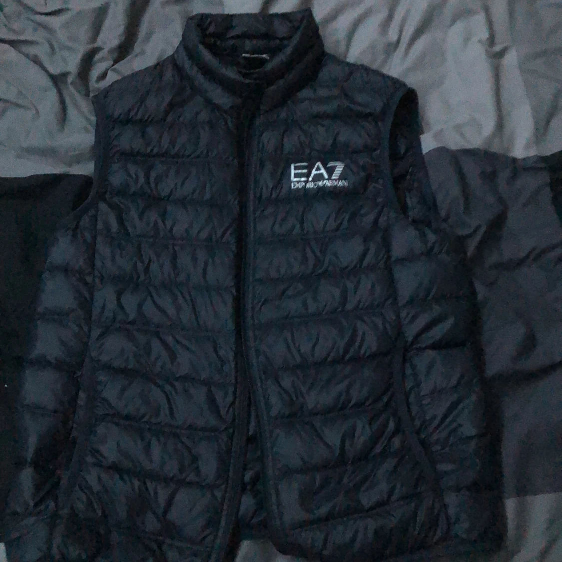 EA7 vest | Blue with a SilverBadge |