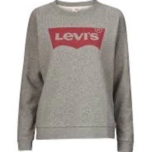 Levi’s tröja - En Levi’s tröja. Säljer för att jag inte har någon användning utav den.