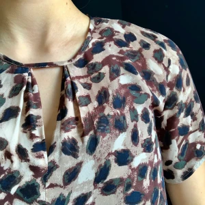 Stockholm LM blus  - Fin blus, väldigt sparsamt använd! Fri frakt. Storlek 34, normal i storlek men passar även 36. 