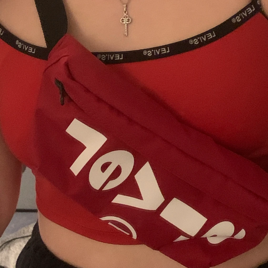 Levis midjeväska - 90