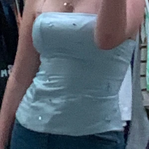 Y2K blå korsett topp - Några stycken som skrivit så börjar en budgivning i kommentarerna🥰 Start bud på 100 kr! Om ingen budar högre tar jag bara någon random som skrivit🥰