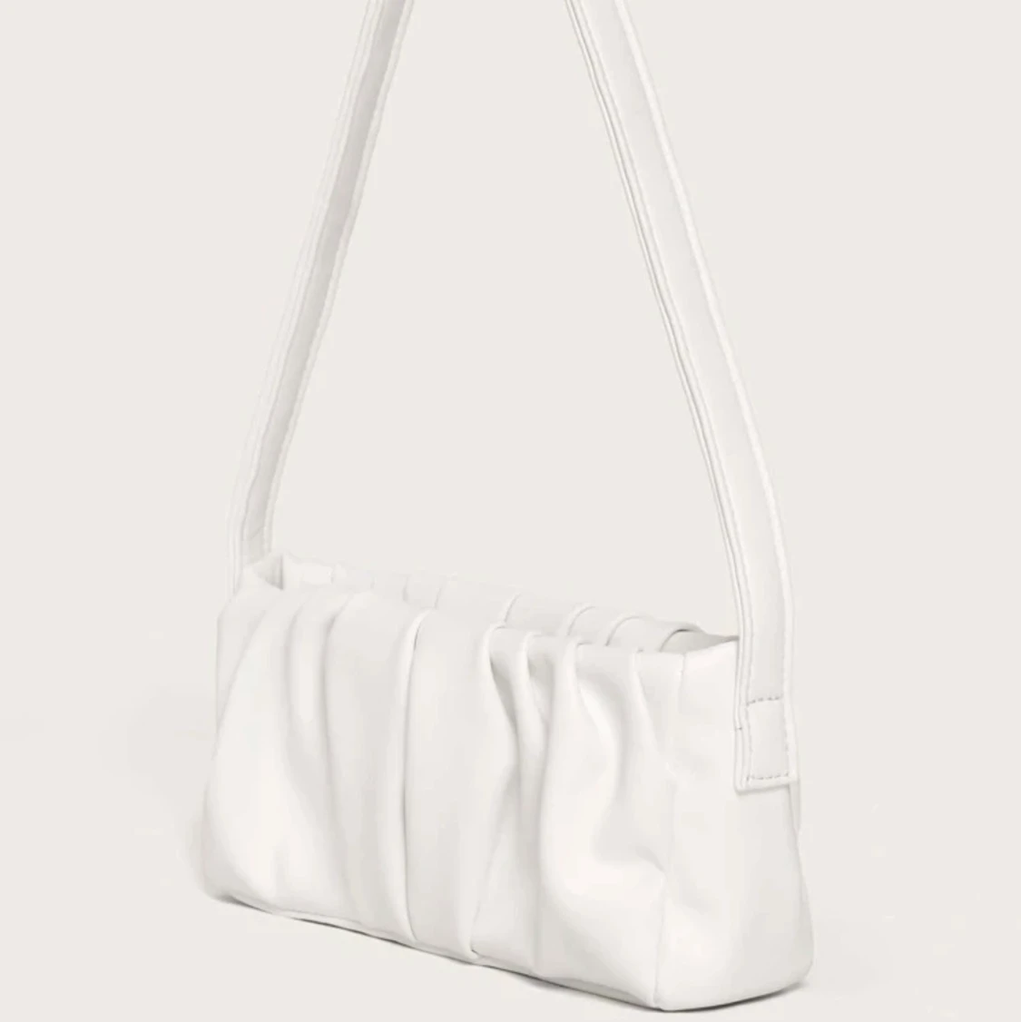 Vit väska - 90