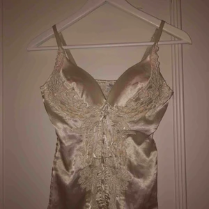  - Fin blus i bra skick!✨