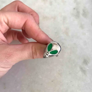  - Justerbar ring 👽 i fint skick! Frakt ingår!