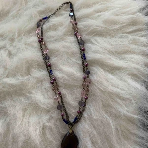  - Halsband, Finns i Odenplan Stockholm , kan skicka via post 10kr på frakt