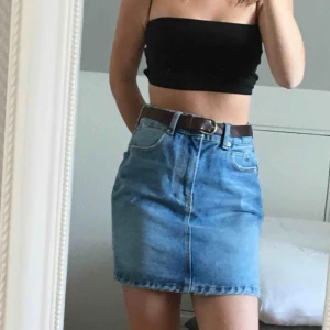  - Kjol från bherska, insydd i sidorna. Använd fåtal gå gånger Postar gärna :)