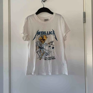  - Liten i strl så skulle säga att det är en S/XS