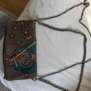  - En Zadig väska som är ytterst sällsynt. Köpt för 4000kr säljer för 2500kr