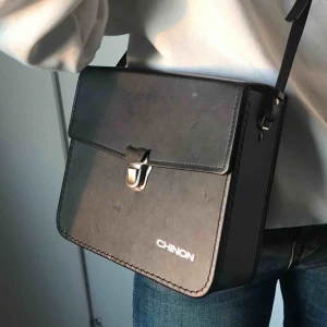  - Väska köpt från second hand