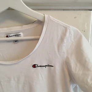  - Köpare står för frakt. 