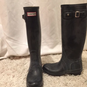  - Hunters i bra skick.