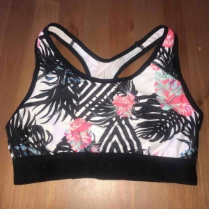  - Sport bh i fint skick