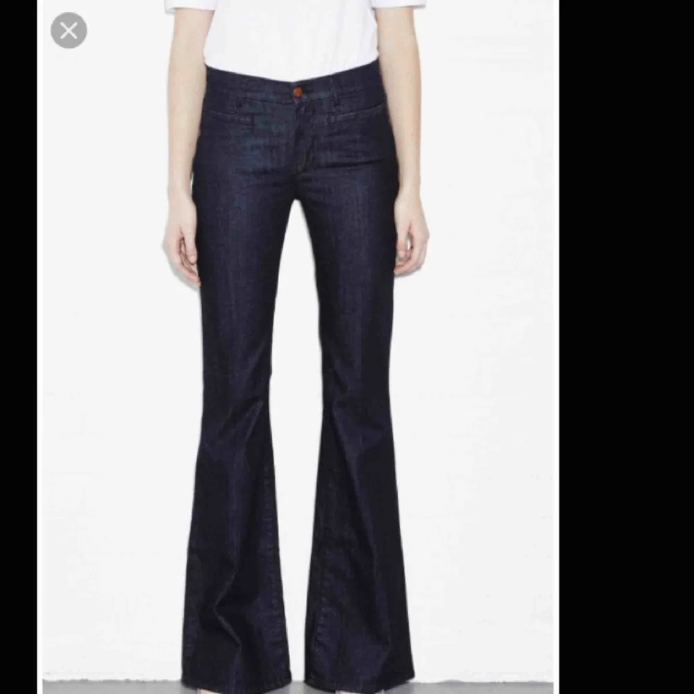 Jeans från mih i modellen Marrakesh jeans. Mycket bekväma och i utmärkt passform. Utmärkt skick.. Jeans & Byxor.