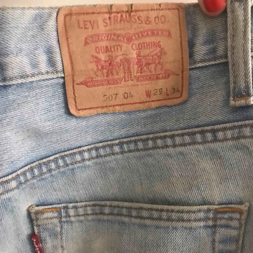 Sjyssta Levi’s  shorts, en sommarklassiker ☝🏼kan mötas upp i Stockholmsområdet eller posta, köparen står då för frakten!. Shorts.