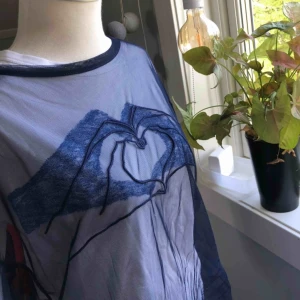  - Superfin tröja som tyvärr inte kommer till användning längre. Sparsamt använd  