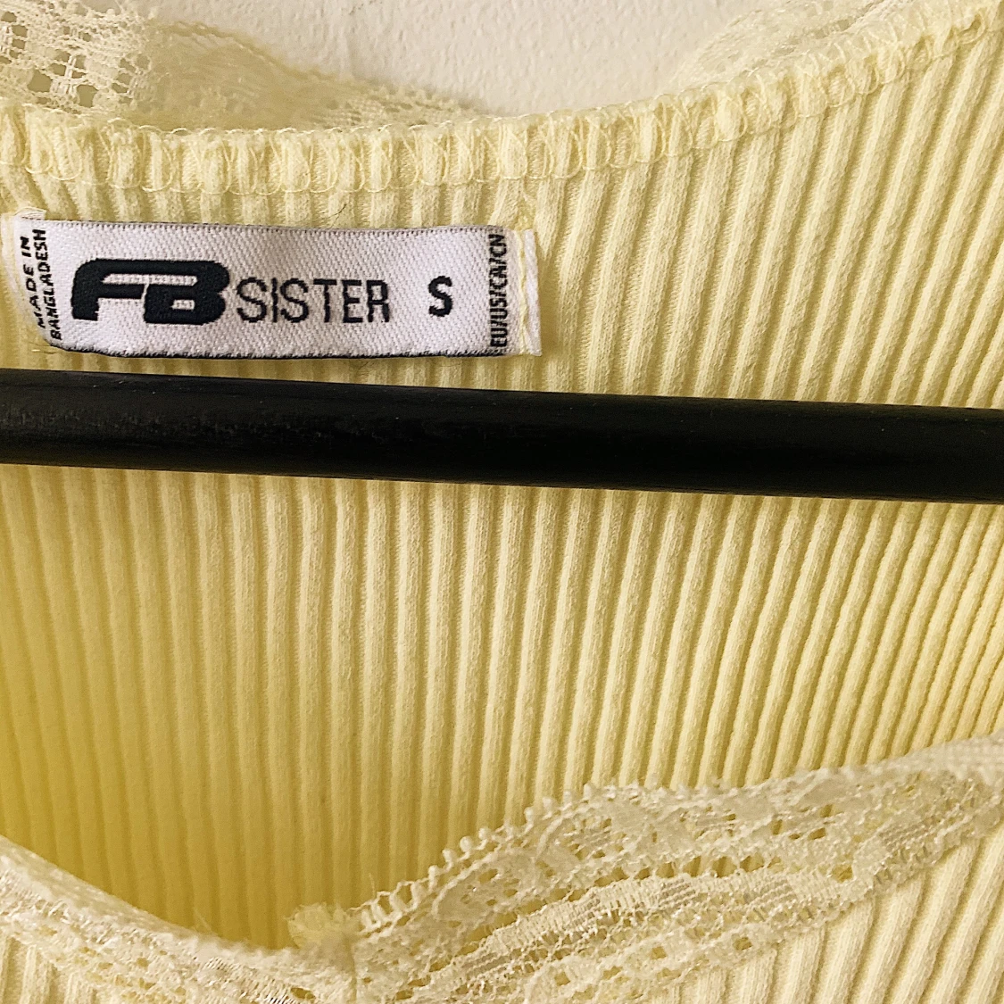 Gul sommar topp  - 90