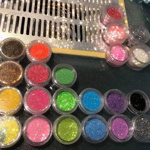 Nagel dekoration mm - Nagelglitter, nagelstenar, tippar,mallar, buffrar och en tippklippare🤩  BUDA!!