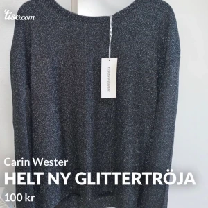 Helt ny! - Helt ny (prisklapp kvar) glittertröja/blus från Carin Wester! Perfekt till fest eller en utekväll! Ordinariepris: 299 kr. Frakt tillkommer och betalning sker via swish💓 Skicka ett meddelande om du har några frågor, vill diskutera pris eller om du vill ha 