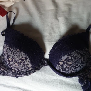 BH - Från HM, frakt 24kr