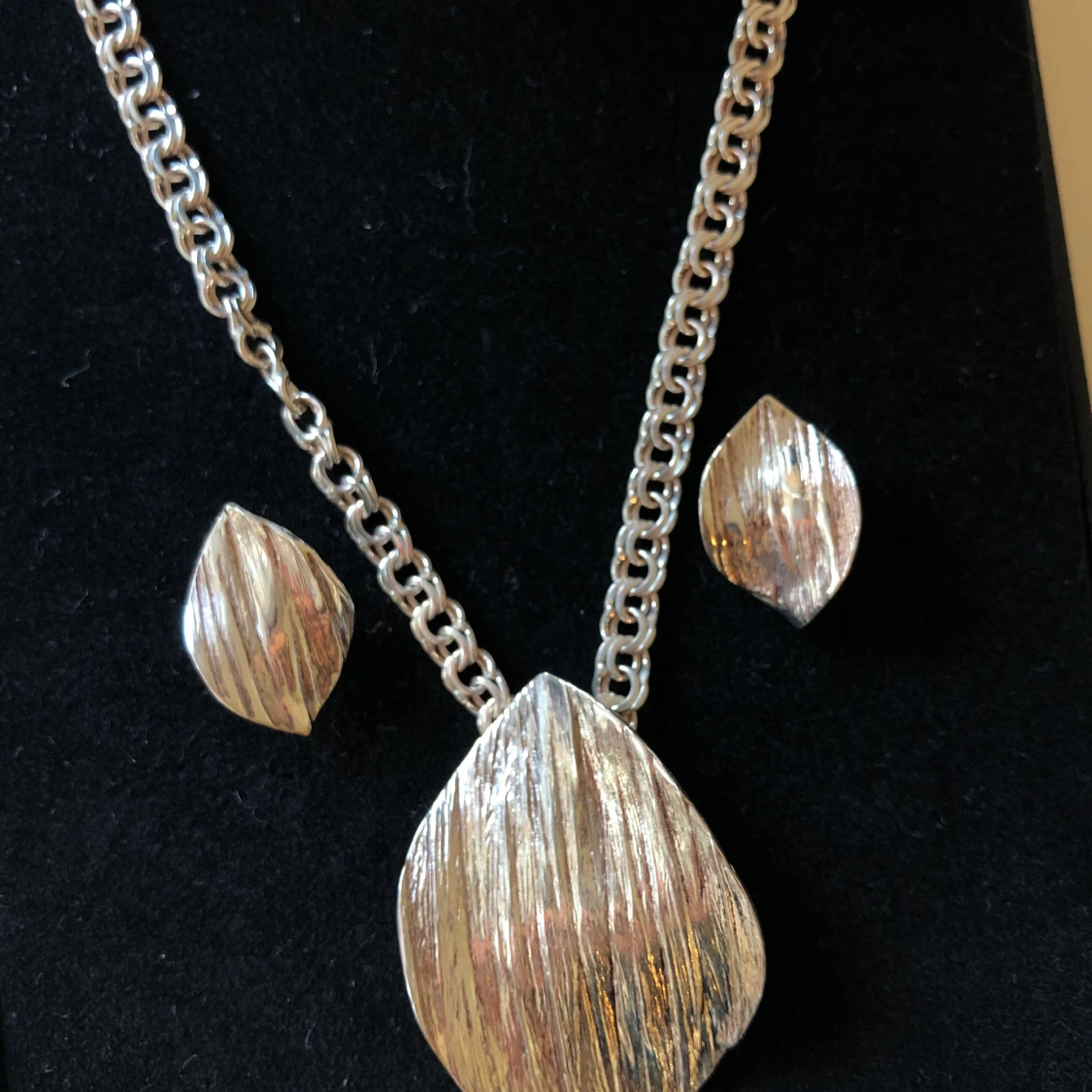 Silverhalsband & örhängen - 91