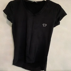 Philipp Plein - En tröja från philipp plein. Frakt betalas av köparen