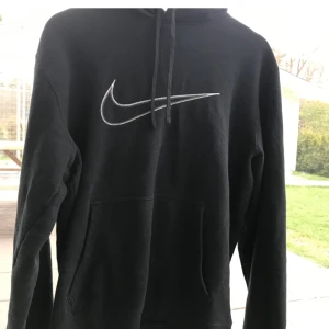 vintage nike hoodie - grymt snygg vintage hoodie/tröja av nike