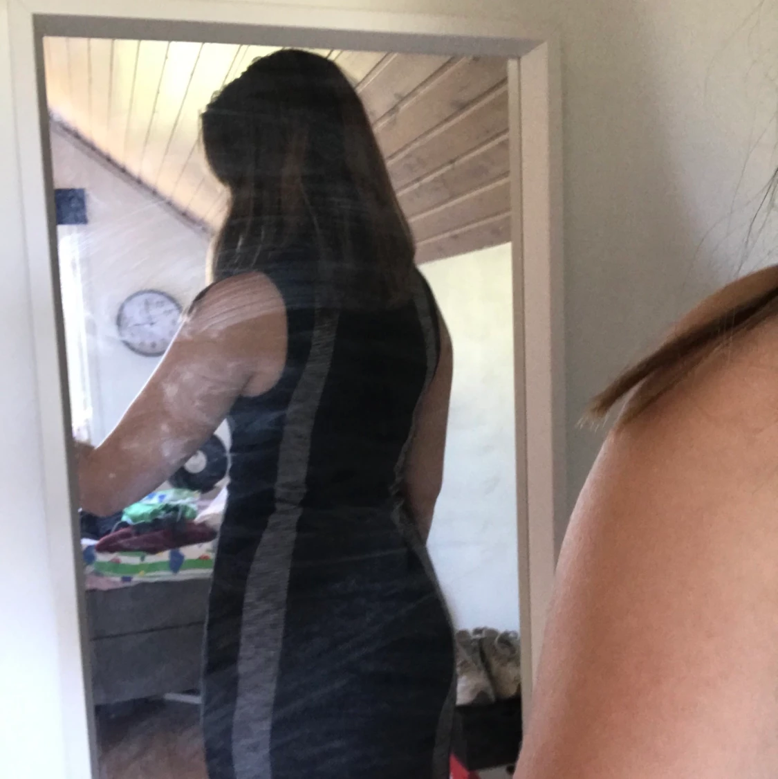 Svart/grå klänning - 90