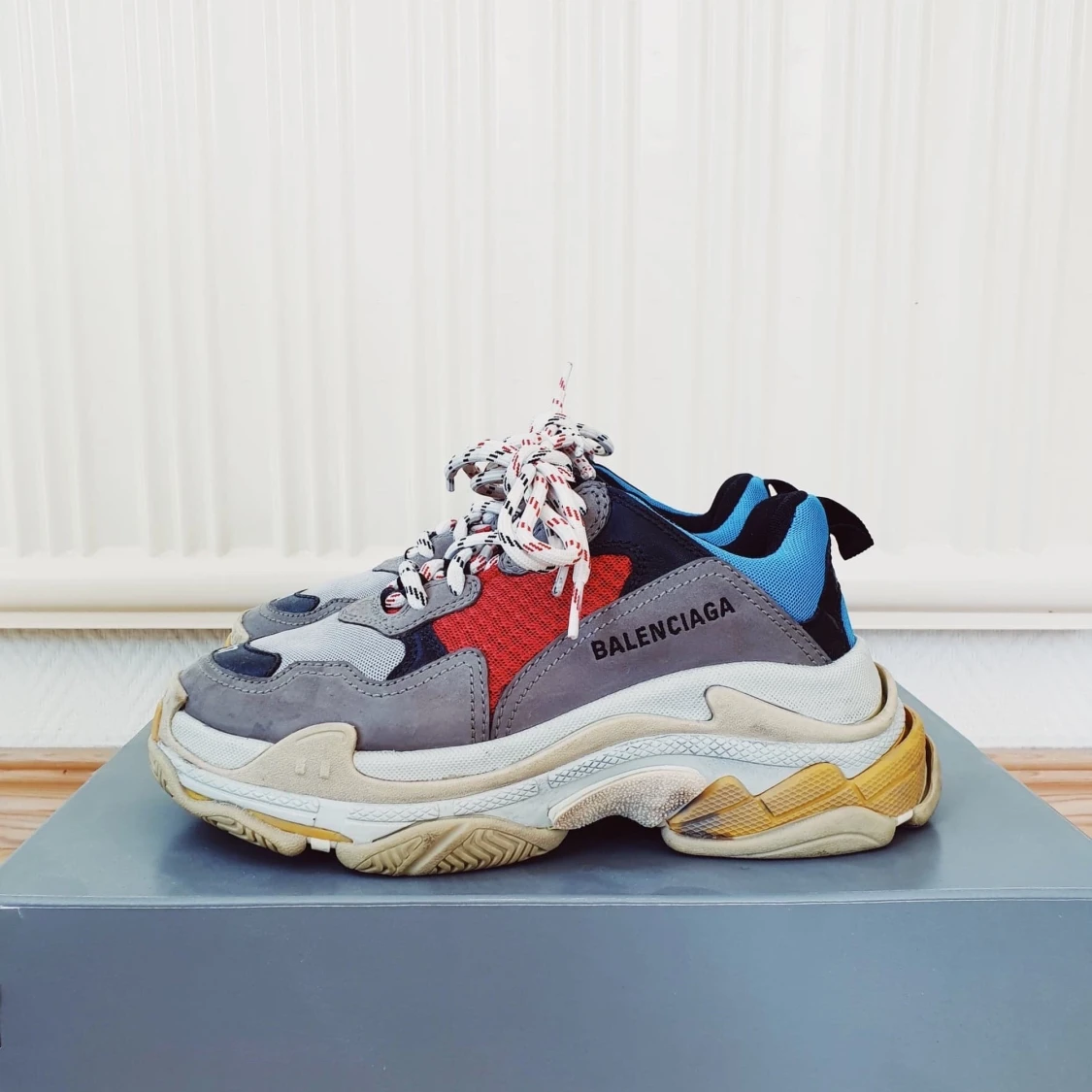 Balenciaga Triple S - använda 2 gån