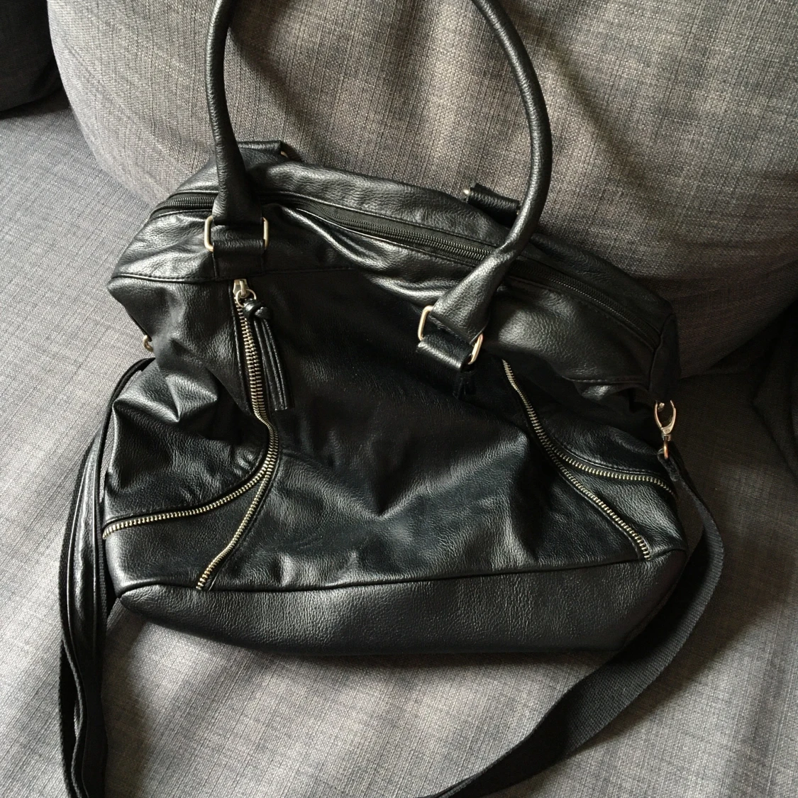 Svart väska - 90