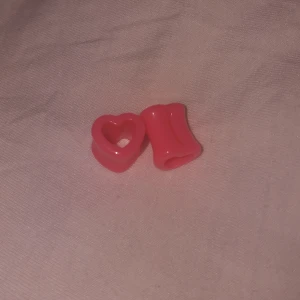 10 mm rosa tunnlar - Aldrig använda, som på nästa bild har mest de vita! Frakten ingår!