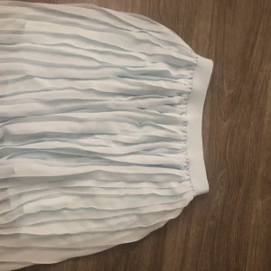 Kjol  - Super fin kjol ifrån Na-kd som är slut på hemsidan 