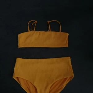 Weekday swimsuit size M - En bikini från 2018 eller 2017!