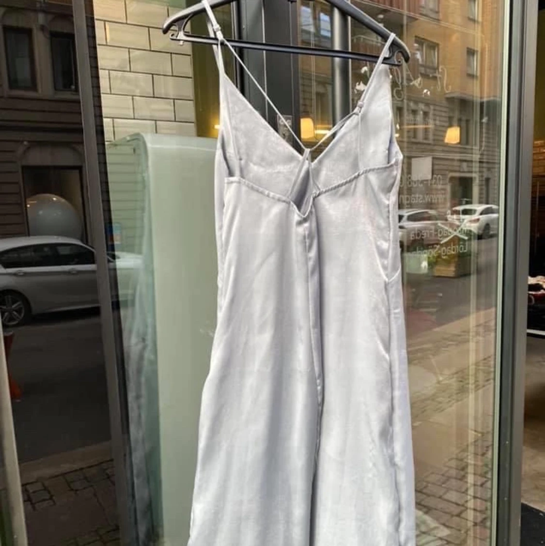 Klänning med spaghettiband - 91