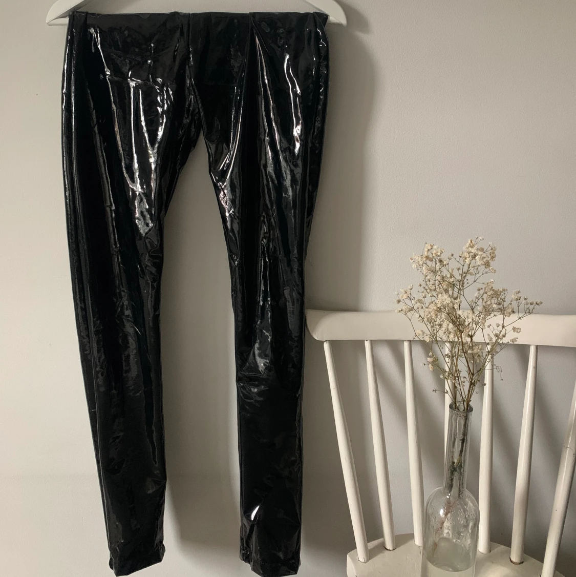 Latexbrallor från madlady storlek M  - 90