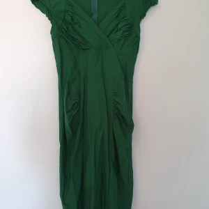 Grace Karin dress - Elegant, green,  v neck dress, midi.