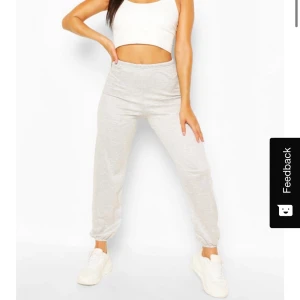 Grå mjukis - Grå mjukis från Boohoo, helt nya! Storlek 34