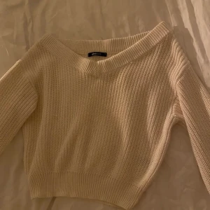 Stickad tröja - Mysig tröja💞