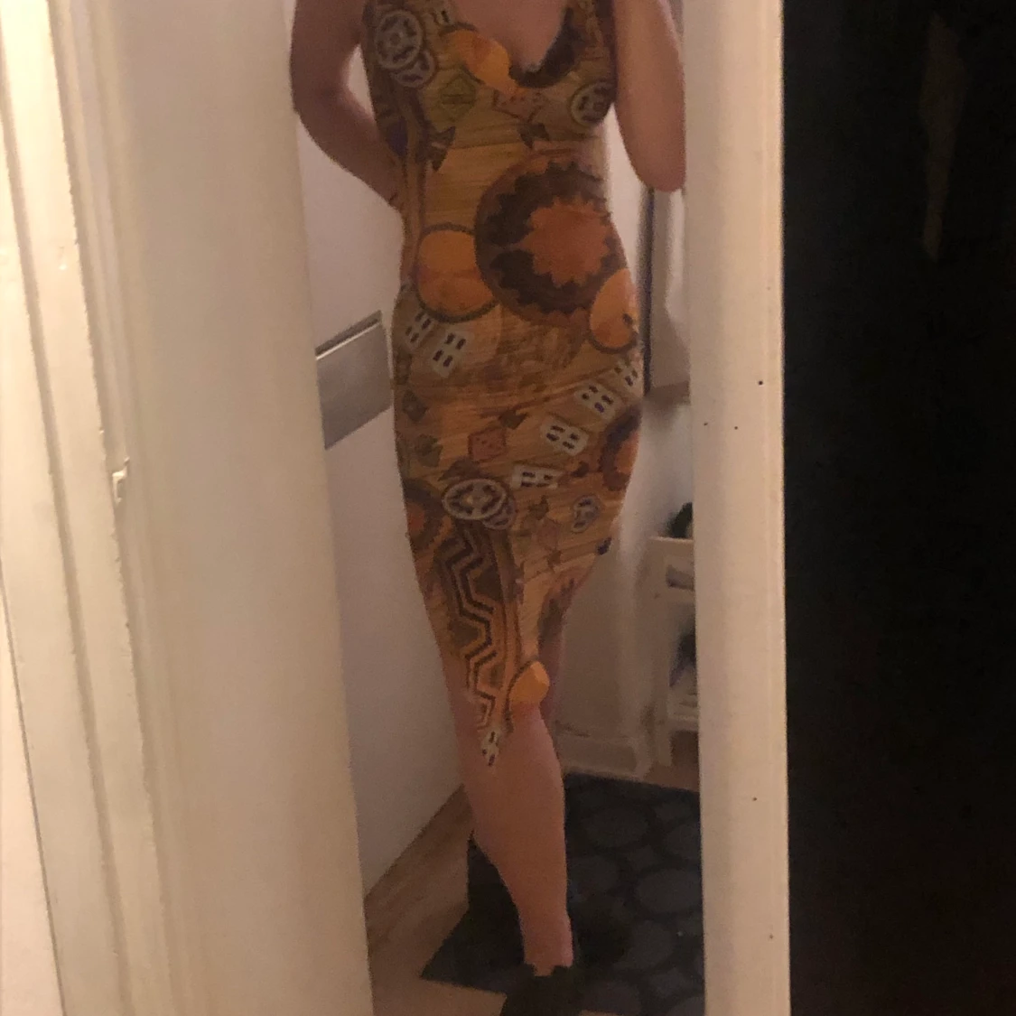 Snygg, gul klänning