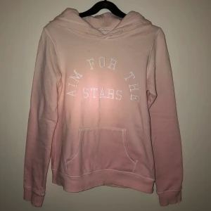 Ljusrosa huvtröja  - Ljusrosa huvtröja💗