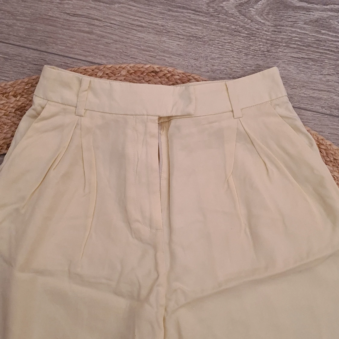 Snygga shorts stl 36 oanvända - 90