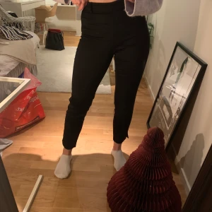 Tajta kostymbyxor  - PRISET KAN ALLTID DISKUTERAS 