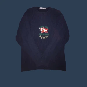 Burberry stickad tröja - Följ oss på instagram för massor av snygg vintage! @kompisar_secondhan