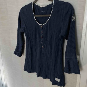  - Odd Molly strl 2, motsvarar M